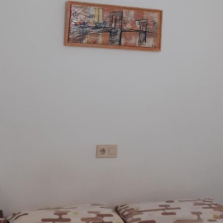 Habitacion Doble Privada En フィゲラス エクステリア 写真