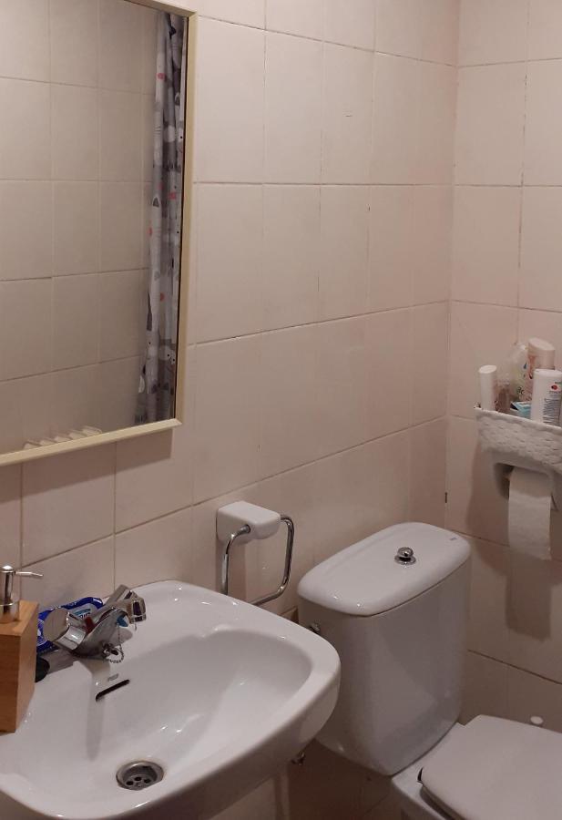 Habitacion Doble Privada En フィゲラス エクステリア 写真