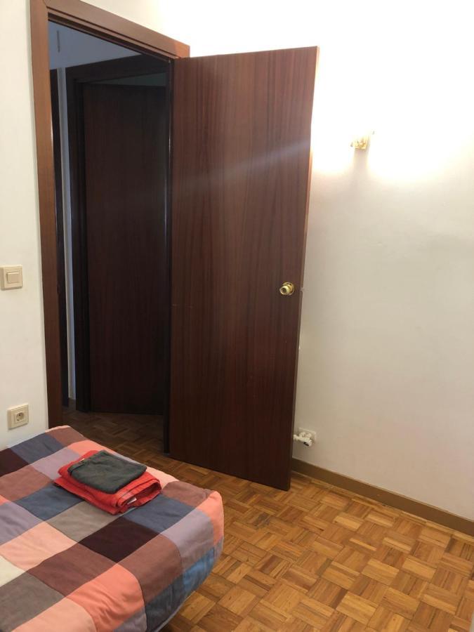 Habitacion Doble Privada En フィゲラス エクステリア 写真