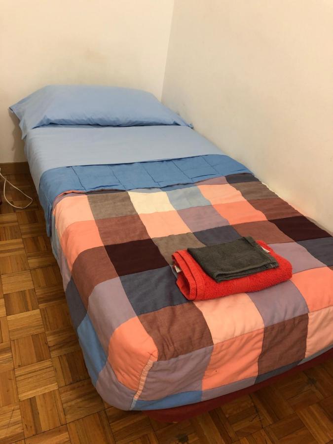 Habitacion Doble Privada En フィゲラス エクステリア 写真